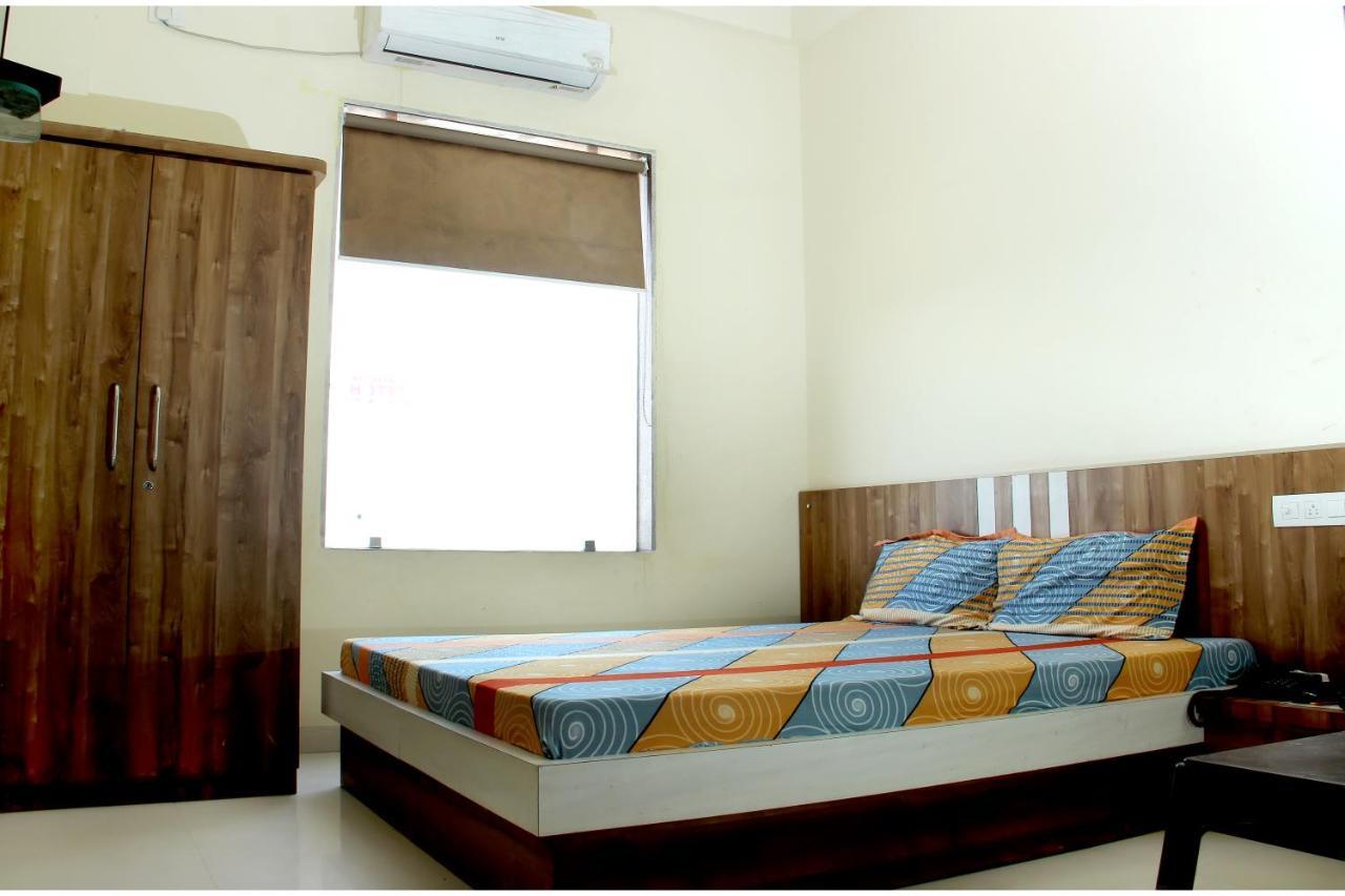 Athitya Hotel And Resort Sikar Екстериор снимка