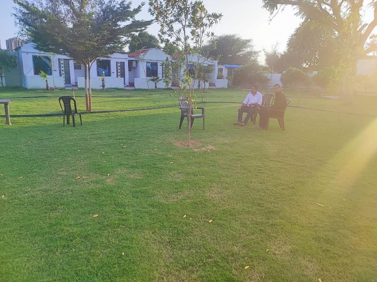 Athitya Hotel And Resort Sikar Екстериор снимка